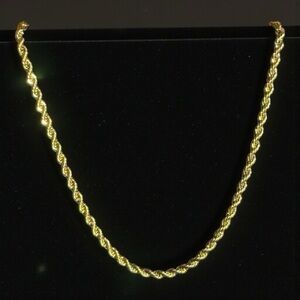 Kinsley Armelle Twisted Gold Necklace